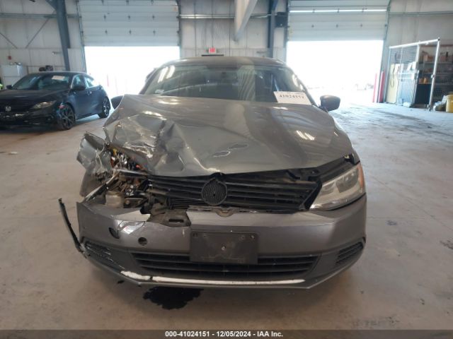 3VW2K7AJ9EM253564 Volkswagen Jetta 2.0l S