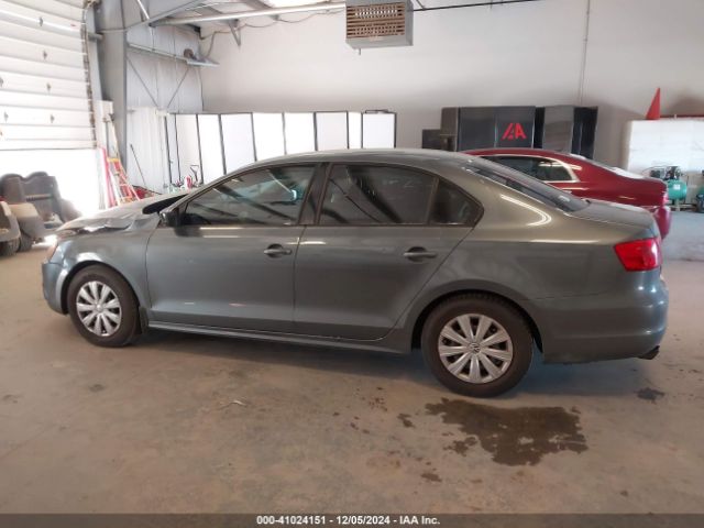 3VW2K7AJ9EM253564 Volkswagen Jetta 2.0l S