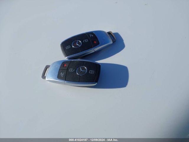 W1N0G8DB4MV287883 Mercedes-Benz Glc 300 Suv