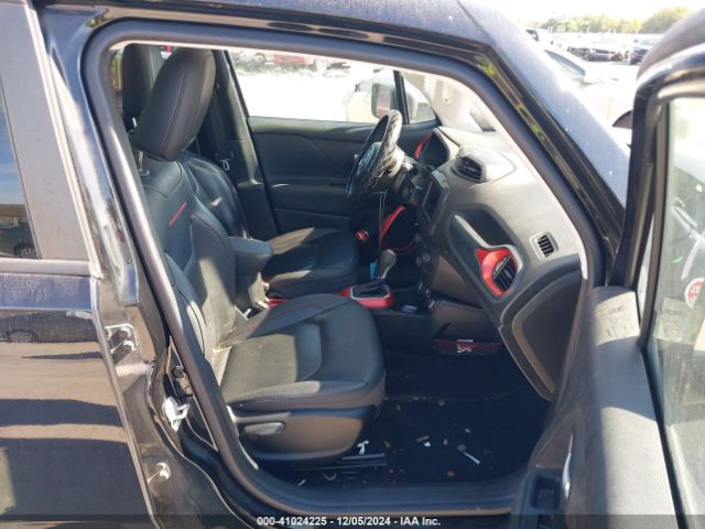 ZACCJBCBXJPH41397 Jeep Renegade Trailhawk 4x4