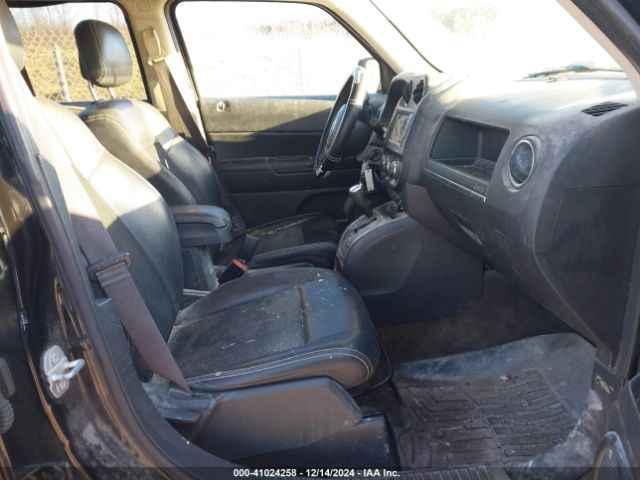 1C4NJRBB2GD745244 Jeep Patriot Sport Se