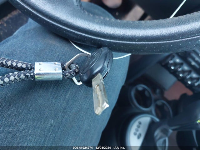 2004 MINI COOPER WMWRC33444TJ61399 Photo 10