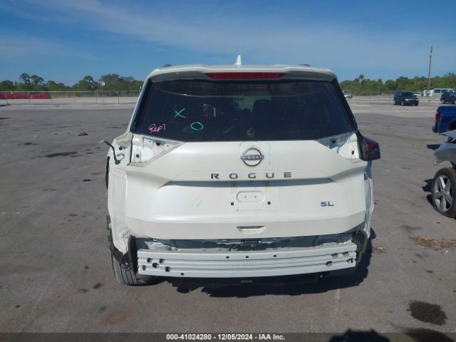5N1BT3CA2PC927835 Nissan Rogue Sl Fwd