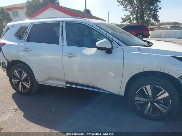5N1BT3CA2PC927835 Nissan Rogue Sl Fwd
