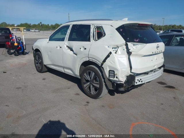 5N1BT3CA2PC927835 Nissan Rogue Sl Fwd
