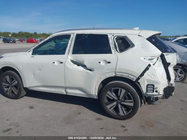 5N1BT3CA2PC927835 Nissan Rogue Sl Fwd