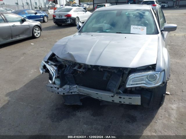 2C3CCAAG3FH930201 Chrysler 300 Limited