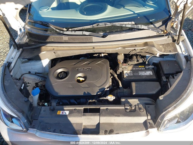 KIA SOUL + 2015 KNDJP3A53F7802991 Image 10