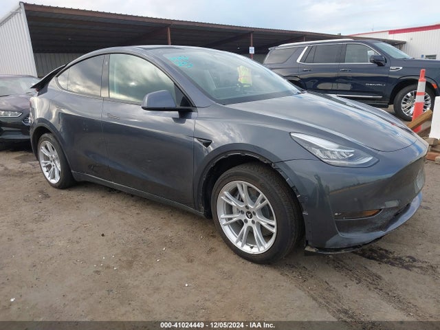 2022 TESLA MODEL Y 7SAYGDEE1NF487442 Photo 0