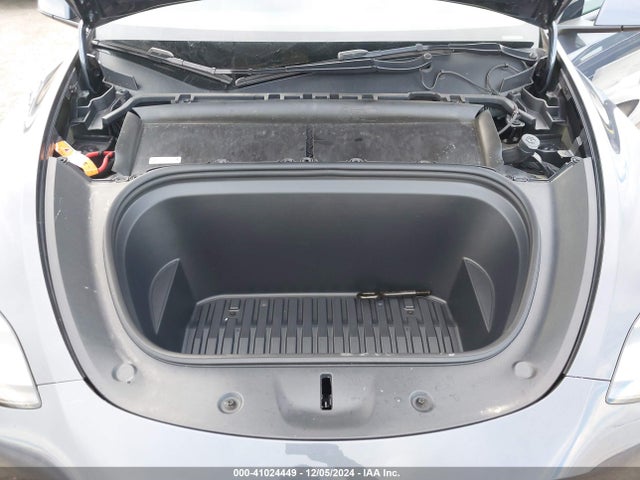 2022 TESLA MODEL Y 7SAYGDEE1NF487442 Photo 9