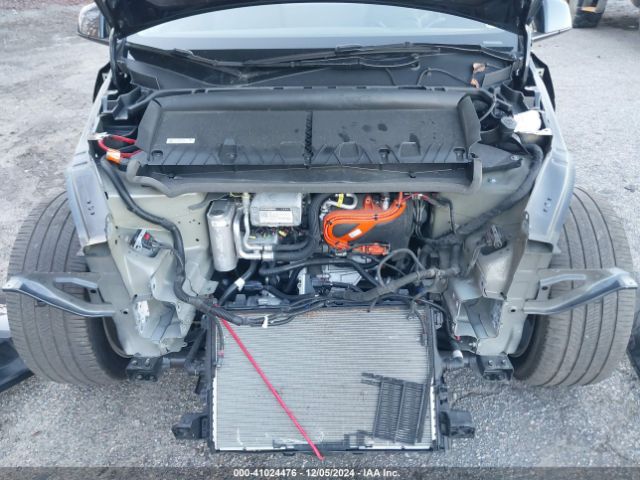 7SAYGDEEXRA227639 Tesla Model Y Long Range Dual Motor All-wheel Drive