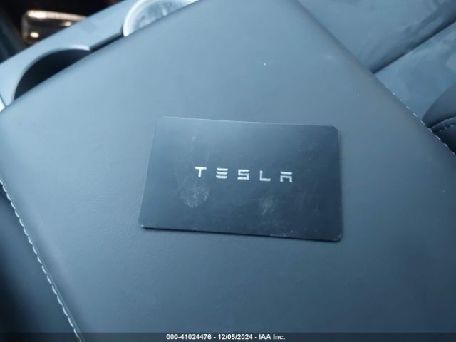 7SAYGDEEXRA227639 Tesla Model Y Long Range Dual Motor All-wheel Drive