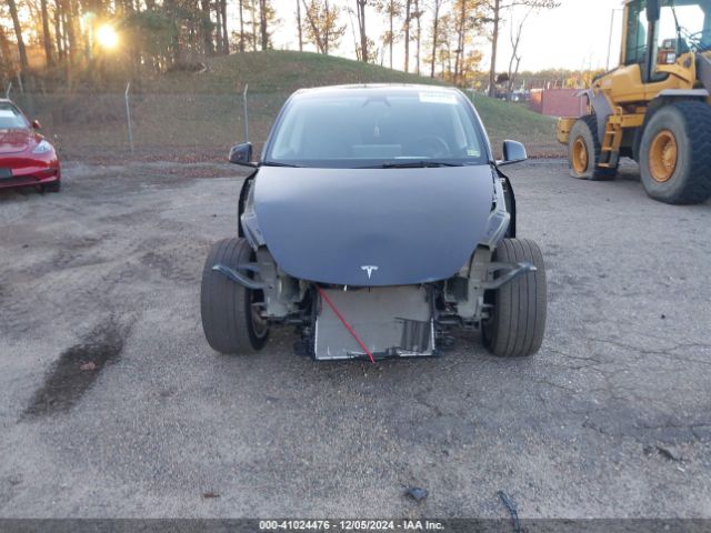 7SAYGDEEXRA227639 Tesla Model Y Long Range Dual Motor All-wheel Drive