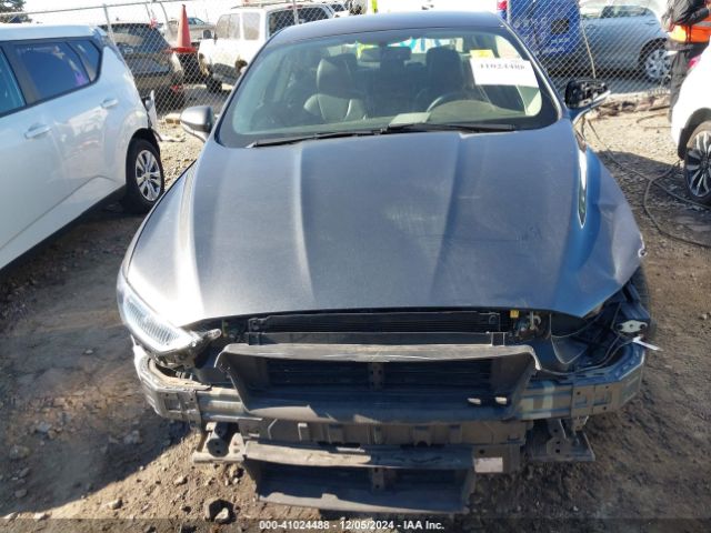 3FA6P0RU2HR237716 Ford Fusion Hybrid Titanium