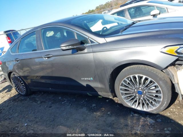 3FA6P0RU2HR237716 Ford Fusion Hybrid Titanium