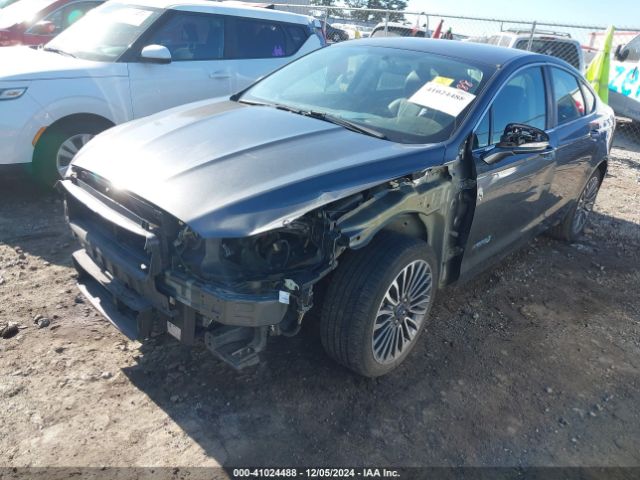 3FA6P0RU2HR237716 Ford Fusion Hybrid Titanium