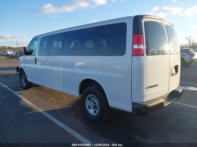 1GAZGNFF6H1158403 Chevrolet Express 3500 Ls