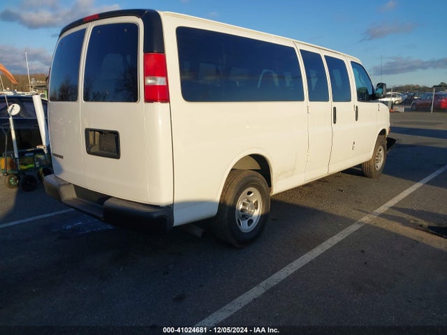 1GAZGNFF6H1158403 Chevrolet Express 3500 Ls