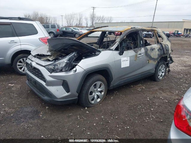 Toyota RAV4 LE 2020 2T3F1RFV8LC061287 Image 2