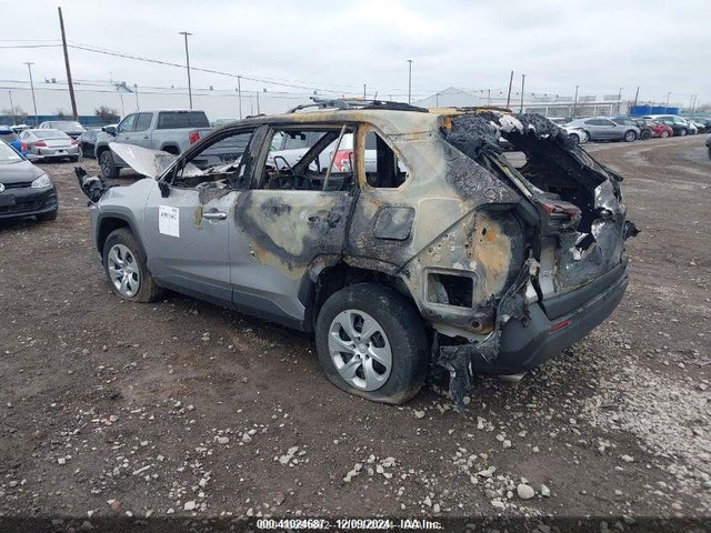 Toyota RAV4 LE 2020 2T3F1RFV8LC061287 Image 3