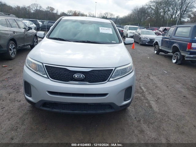 KIA SORENTO LX 2015 5XYKTCA63FG568959 Image 12