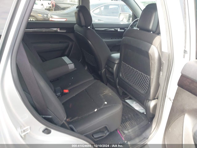 KIA SORENTO LX 2015 5XYKTCA63FG568959 Image 8