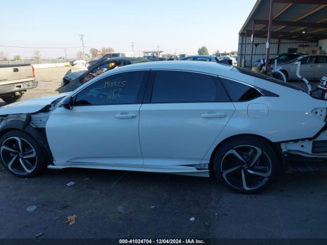 1HGCV3F22NA042472 Honda Accord Hybrid Sport