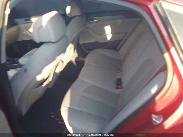 Hyundai SONATA SE 2015 5NPE24AF9FH001721 Image 8
