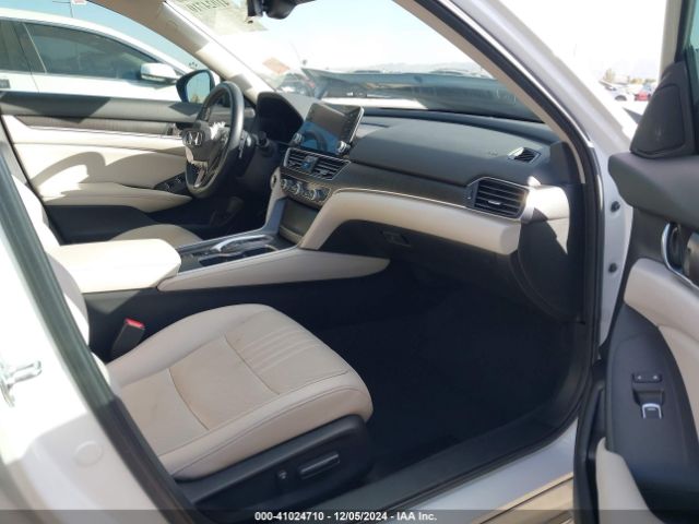 1HGCV3F90MA002211 Honda Accord Hybrid Touring