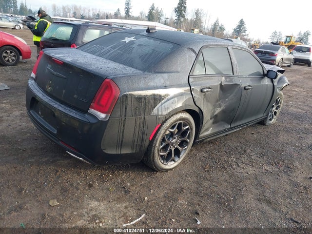 2C3CCARG0MH599112 Chrysler 300 Touring L Awd