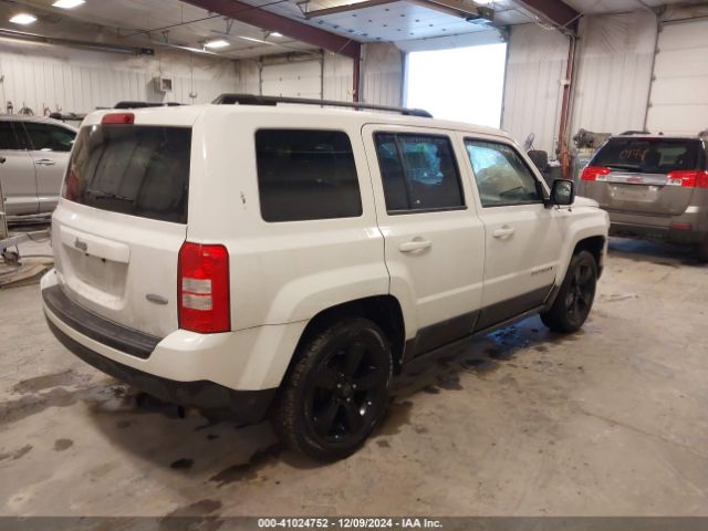 1C4NJPFB2GD620887 Jeep Patriot Latitude
