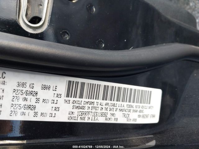 1C6RR7FT1ES118262 RAM 1500 Express