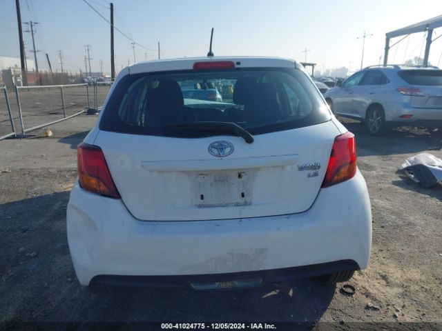 VNKKTUD33FA038425 Toyota YARIS LE