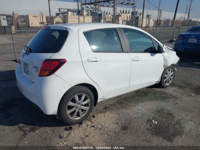 VNKKTUD33FA038425 Toyota YARIS LE