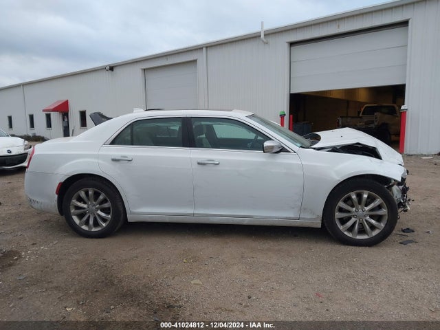 Chrysler 300c Platinum Awd 2015 2C3CCASG6FH899797 Image 13
