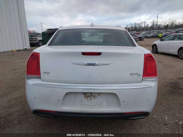 Chrysler 300c Platinum Awd 2015 2C3CCASG6FH899797 Image 16