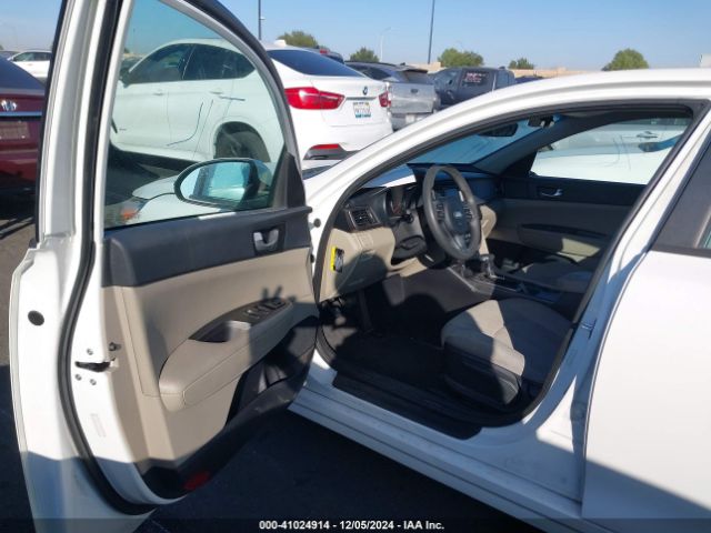 KNAGT4L36G5101010 KIA Optima Lx