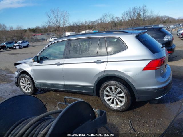 3VV0B7AX3KM180008 Volkswagen Tiguan 2.0t S