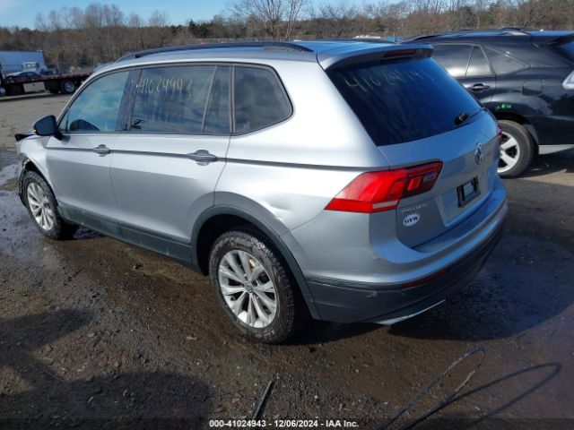 3VV0B7AX3KM180008 Volkswagen Tiguan 2.0t S