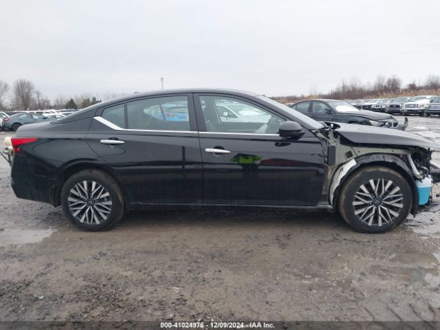 1N4BL4DW7PN402333 Nissan Altima Sv Intelligent Awd