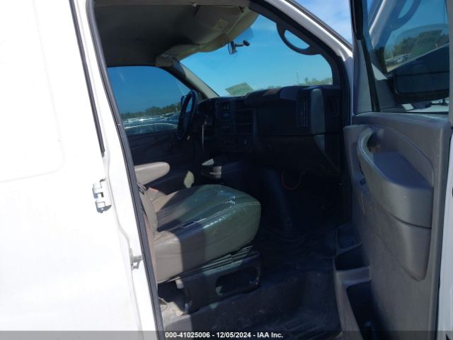 1GCWGFFF5F1102806 Chevrolet Express 2500 Work Van