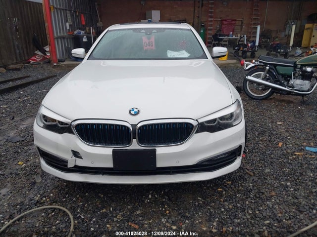 WBAJA9C59JB253544 BMW 530e Iperformance