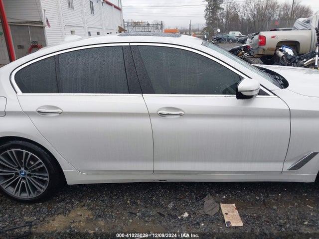 WBAJA9C59JB253544 BMW 530e Iperformance