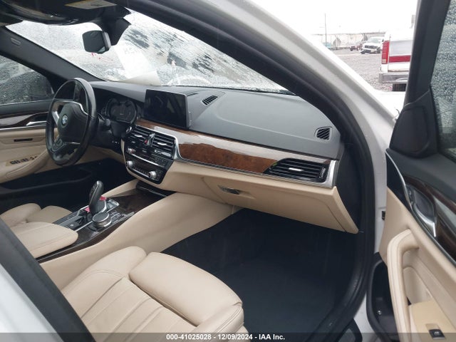 WBAJA9C59JB253544 BMW 530e Iperformance