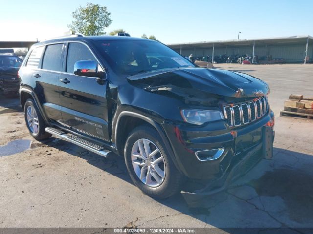 1C4RJEAG4JC142123 Jeep Grand Cherokee Laredo E 4x2