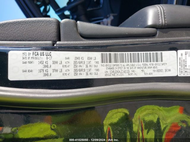 1C4RJEAG4JC142123 Jeep Grand Cherokee Laredo E 4x2