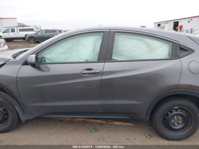 3CZRU6H36NM769727 Honda Hr-v Awd Lx