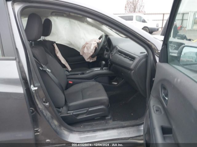 3CZRU6H36NM769727 Honda Hr-v Awd Lx
