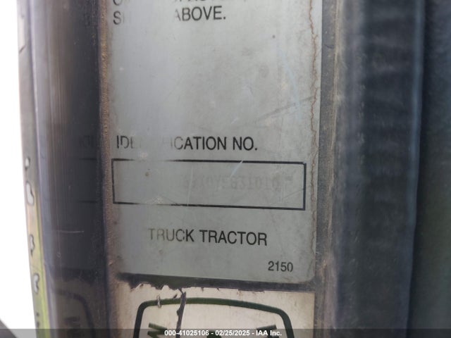 Продажа на аукционе авто 2000 Kenworth Construction T600, vin: 3WKAD69X0YF831010, номер лота: 41025106