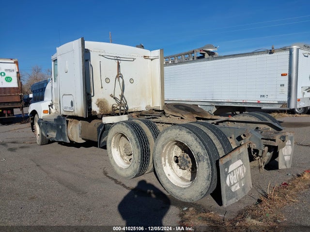Продажа на аукционе авто 2000 Kenworth Construction T600, vin: 3WKAD69X0YF831010, номер лота: 41025106